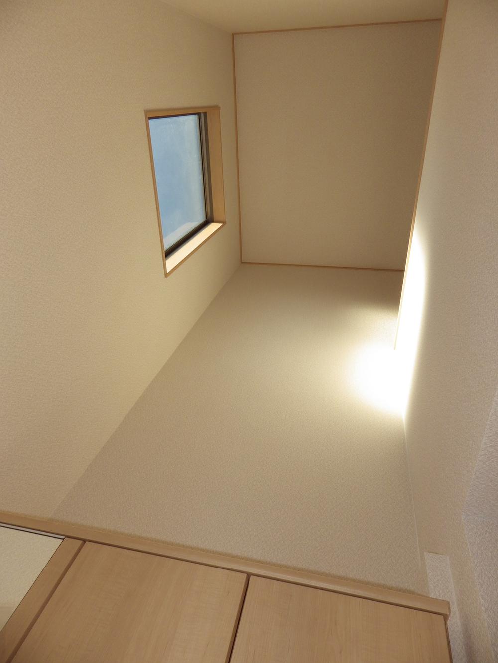 Entrance. Local (11 May 2013) Shooting