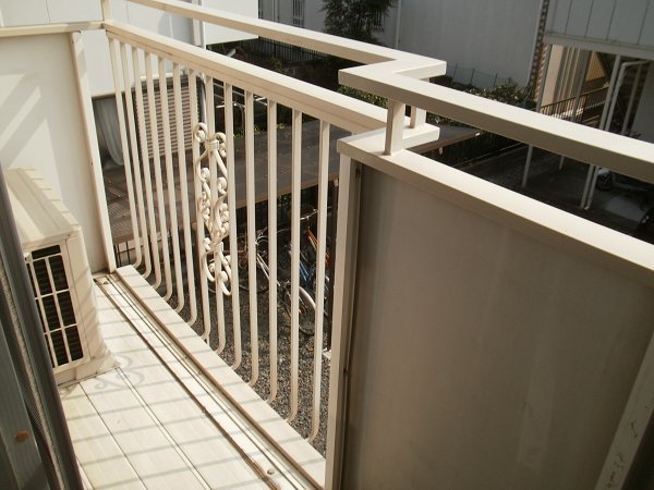 Balcony. Facing south in the day good