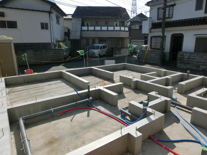 Local appearance photo. Local (11 May 2013) Shooting