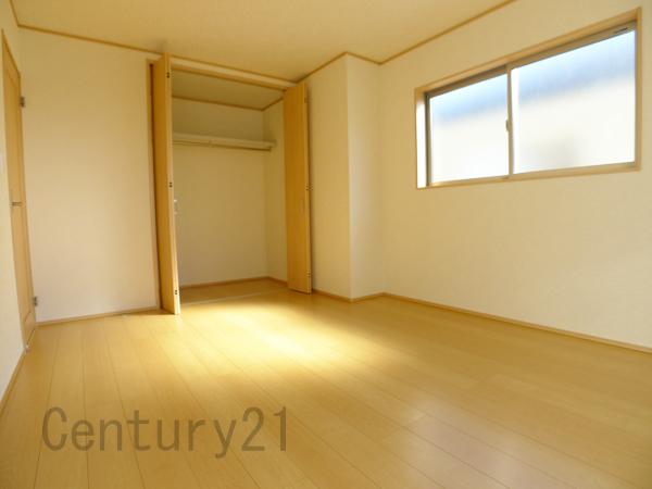 Non-living room. Building 2