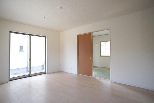 Non-living room. Building 2