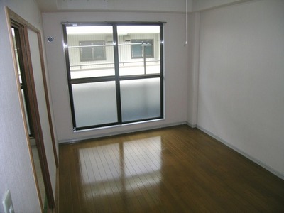 Living and room. South Western-style