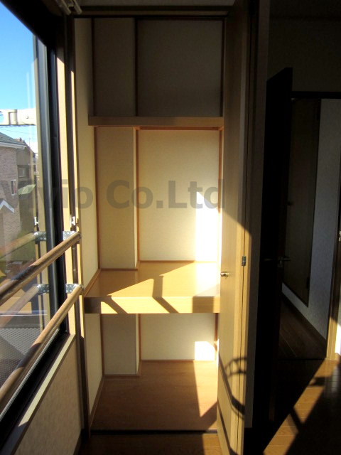 Receipt. State of the closet