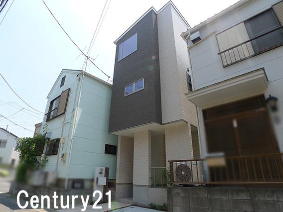 Local appearance photo. Tobu Sky Tree line, Nippori Toneri liner, 2 line 3 stops available good location! ! Traffic a small amount of a quiet environment, Elementary school also set nearby and peace of mind child-rearing environment ☆ ☆ It is available on the day of listing visit! ! Please feel free to contact us.