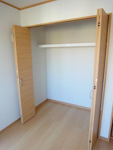 Receipt. 2F south 6 Pledge Western-style closet