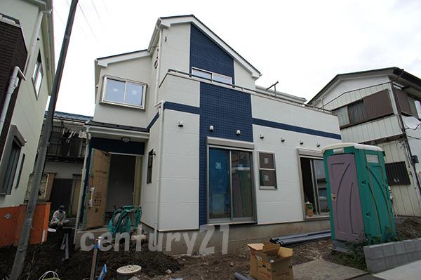 Local appearance photo. Local (10 May 2013) Shooting Building 2