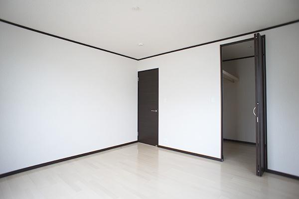 Non-living room. Indoor (12 May 2013) Shooting 1 Building