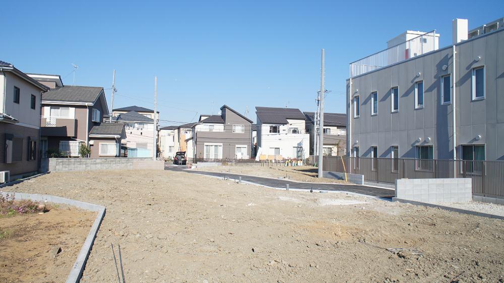 Local land photo. Local (12 May 2013) Shooting