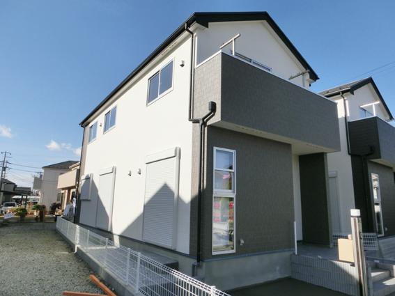 Local appearance photo