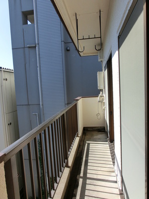 View. It can be installed laundry pole! 