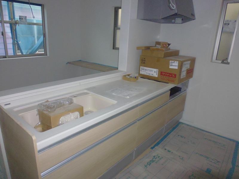 Kitchen. Indoor (12 May 2013) Shooting