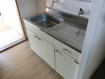 Kitchen. Gas stove is installed Allowed ☆