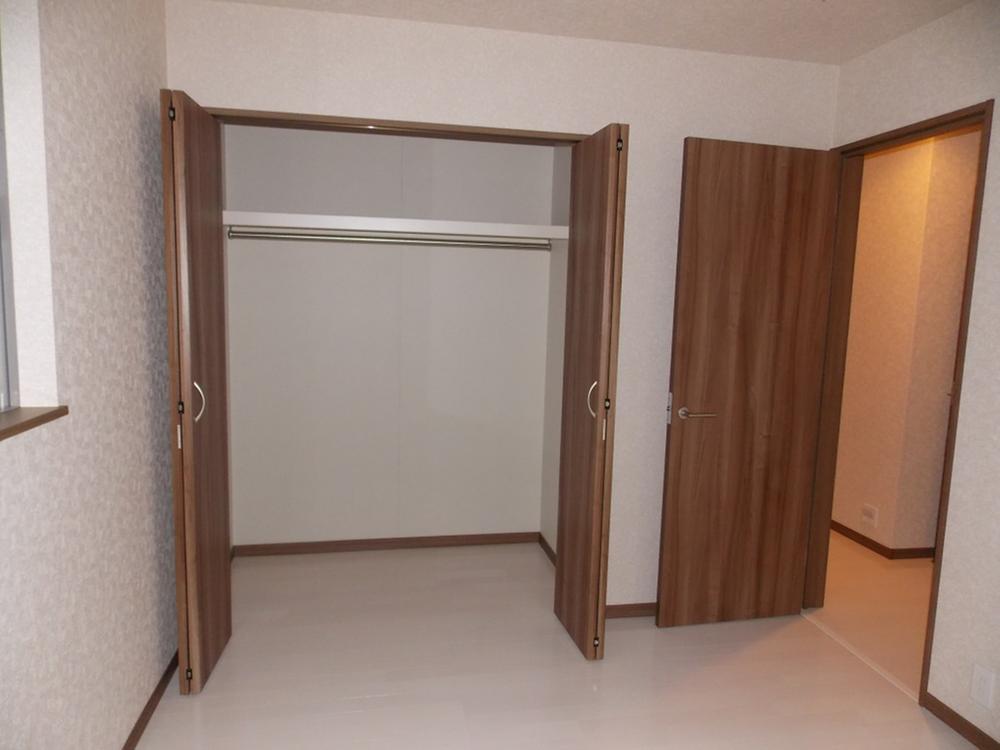 Receipt. 10 Building