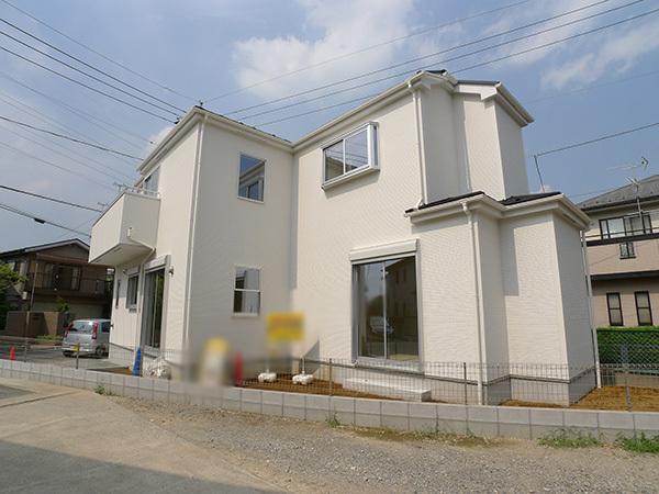 Local photos, including front road. 2013 / 8 / 8 shooting