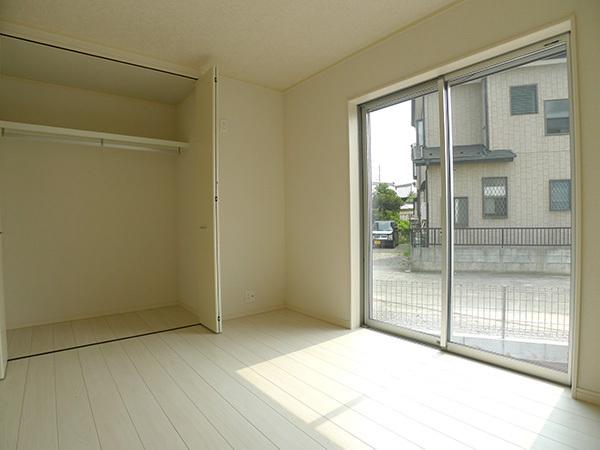 Non-living room. 2013 / 8 / 8 shooting