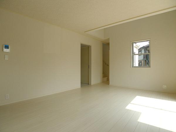 Living. 2013 / 8 / 8 shooting