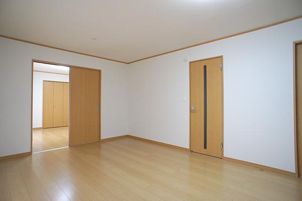 Bathroom. Conversation of your family is lively, Open-minded LDK