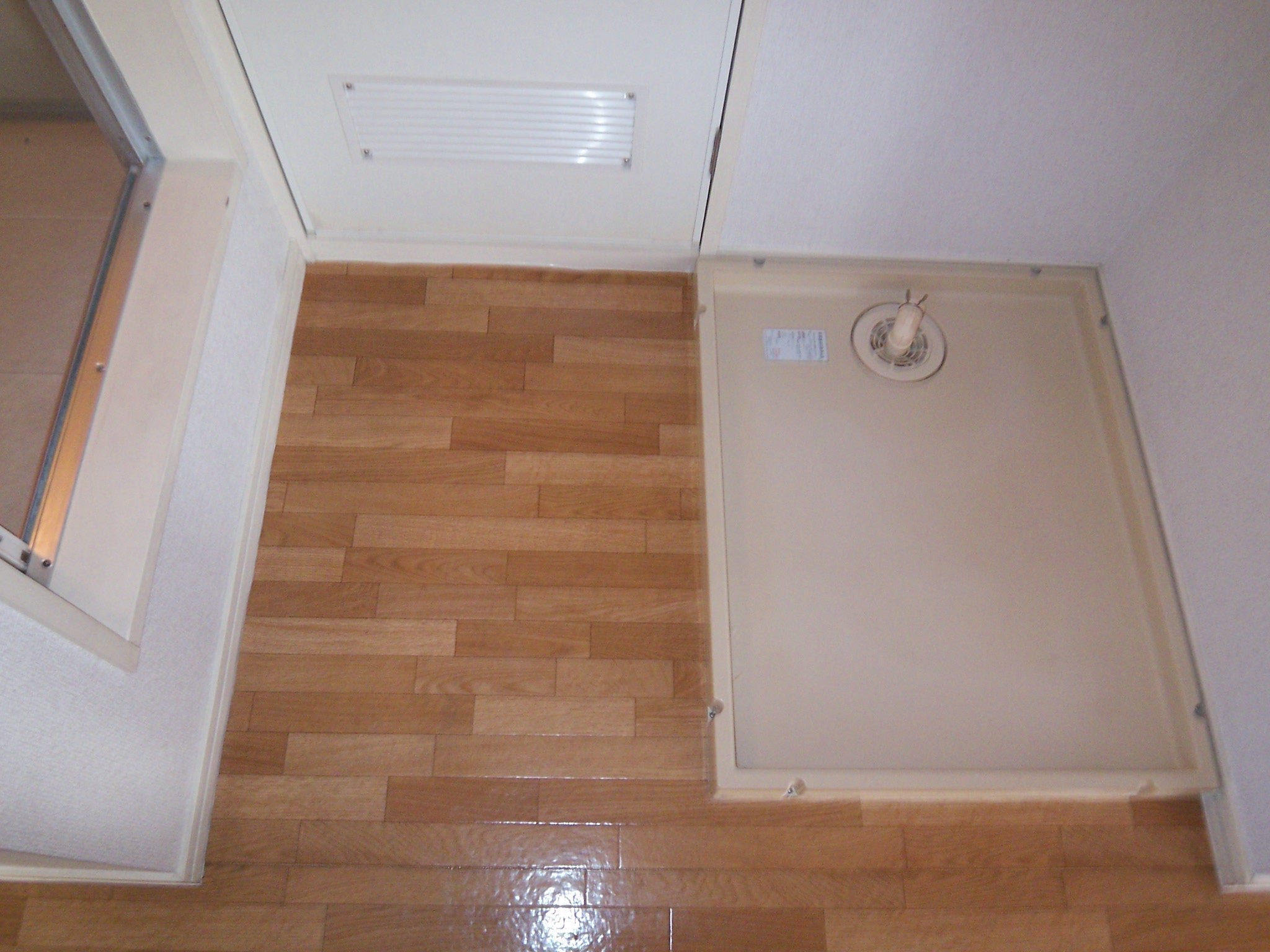 Other Equipment. Indoor Laundry Storage