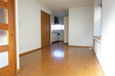 Living and room. Is living flooring