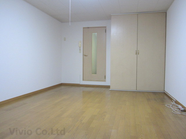 Other room space. Bed is also wide to put.