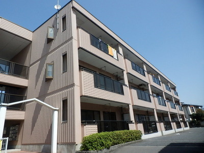 Building appearance. Built in 1994 ☆ 