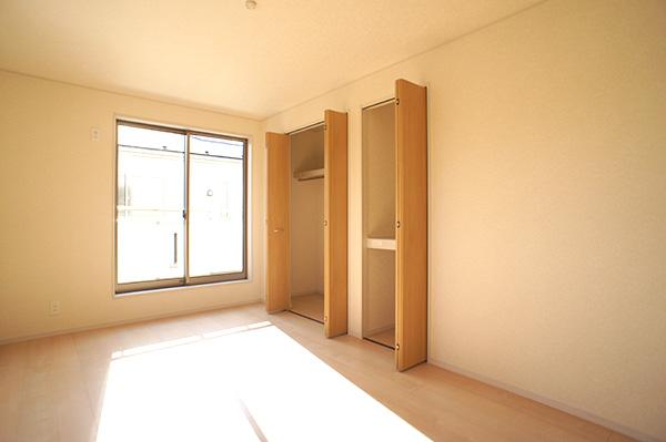 Non-living room. Building 2