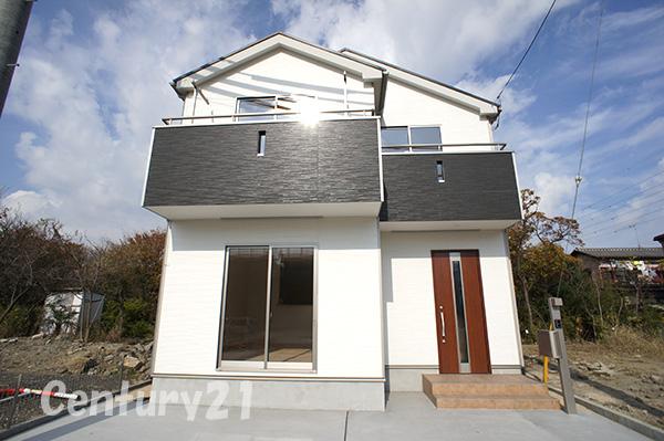 Local appearance photo. 8 Building