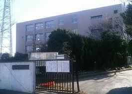 Junior high school. Soka Municipal Shinyoung until junior high school 998m