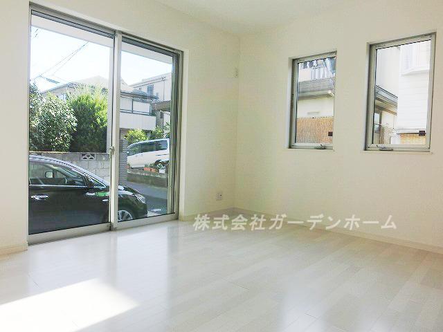 Non-living room.  ■ Drenched light of the sun and Sansan, Bright Western-style ■ 