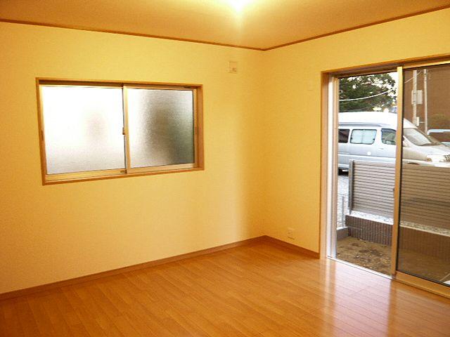 Non-living room. First floor 9 Pledge