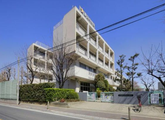 Junior high school. 439m until Toda Municipal Kizawa junior high school (junior high school)