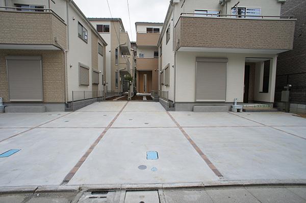 Local photos, including front road