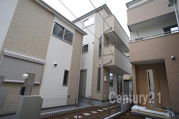 Local appearance photo. Local (10 May 2013) Shooting Building 2