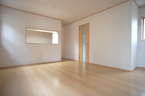 Living. Indoor (10 May 2013) Shooting Building 2