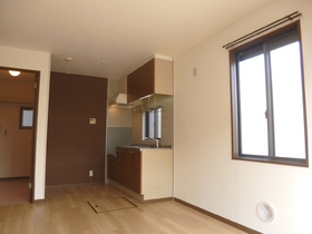 Living and room. Bright living room ・ It is a corner room