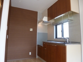 Kitchen. Two-burner gas stove can be installed ・ Bright kitchen