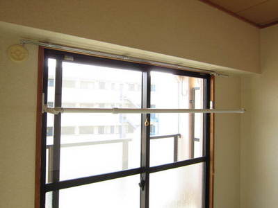 Other. Indoor clothes Installed