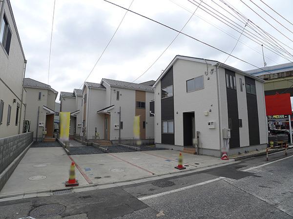 Local photos, including front road. All building Solar panels installed Property