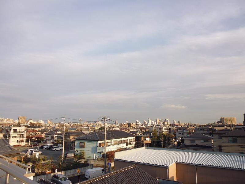 View photos from the dwelling unit. Indoor (11 May 2013) Shooting