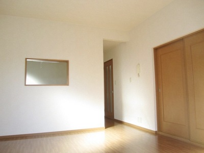 Living and room. Is living flooring