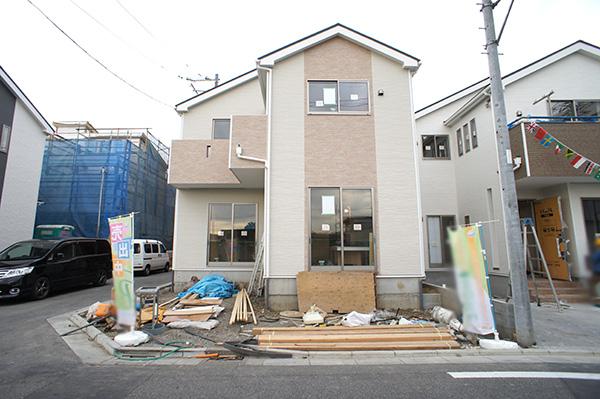 Local appearance photo. Local (12 May 2013) Shooting 12 Building