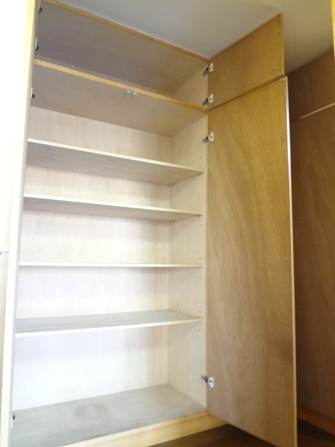 Receipt. Big shoes BOX! 