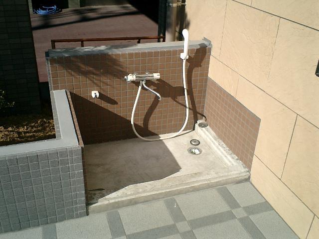 Other Equipment. Pets only is foot washing area!