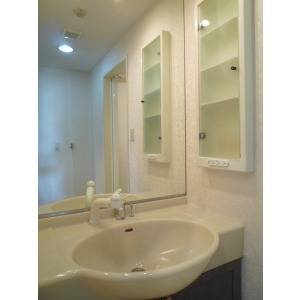 Other room space. Western-style 6.3 Pledge (storage)