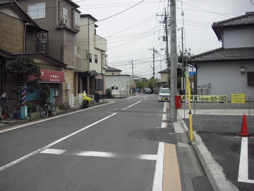 Local photos, including front road. Local (10 May 2013) Shooting