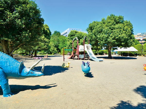 Surrounding environment. Toda City, Children's World (13 mins / About 990m)