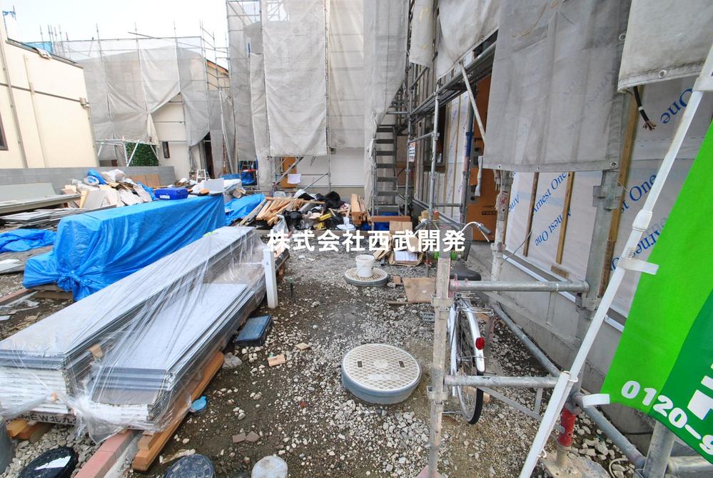 Parking lot. Local (August 2013) Shooting