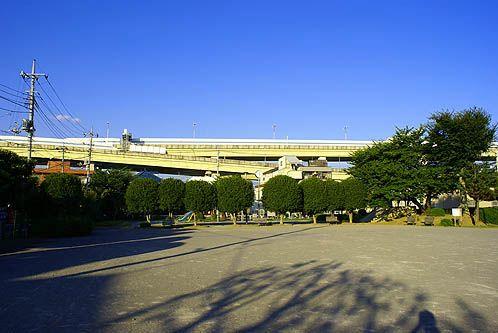 park. 37m to Horinouchi Park