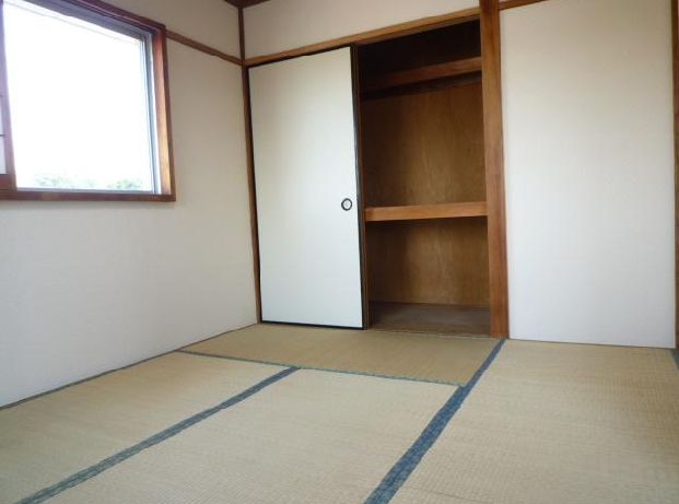 Receipt. Separate reference is a picture