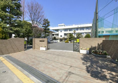 Primary school. 528m until Toda Municipal Toda Higashi elementary school (elementary school)
